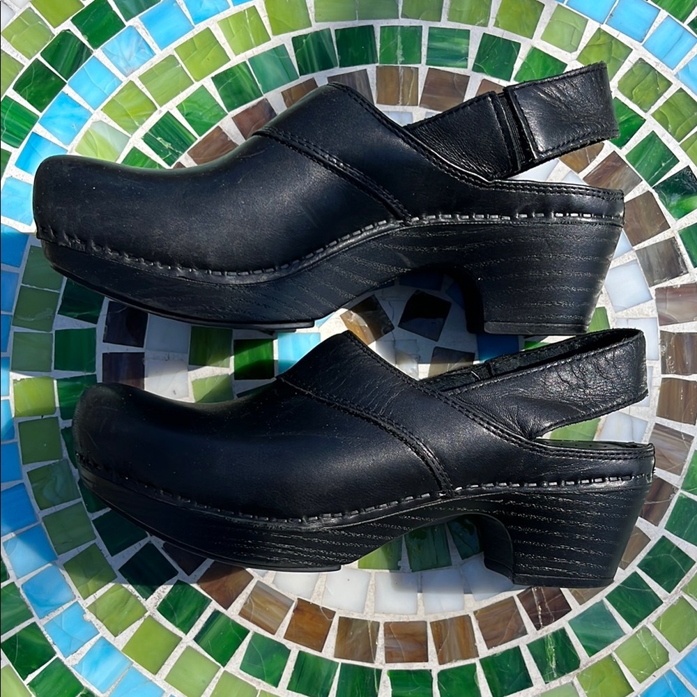 Women's Black Leather Clogs